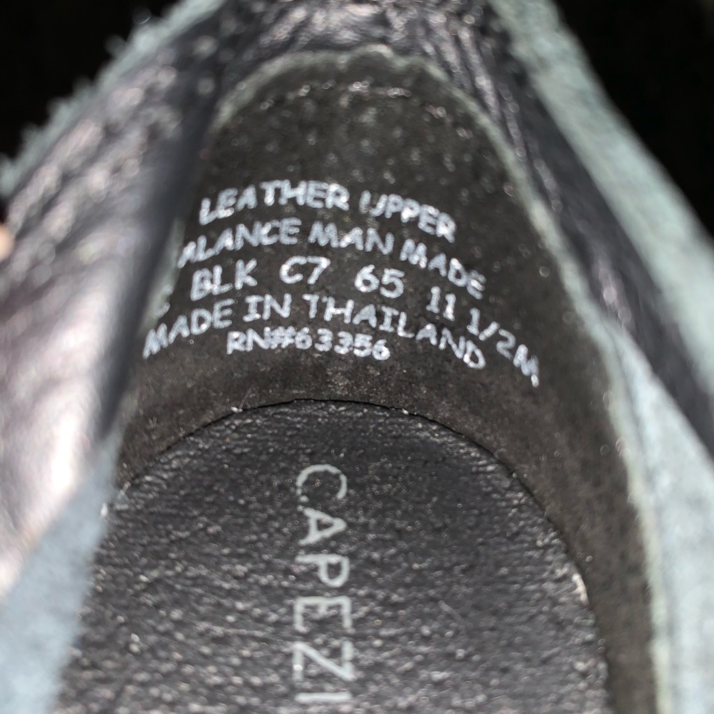 Used girls size 11.5 jazz dance shoes